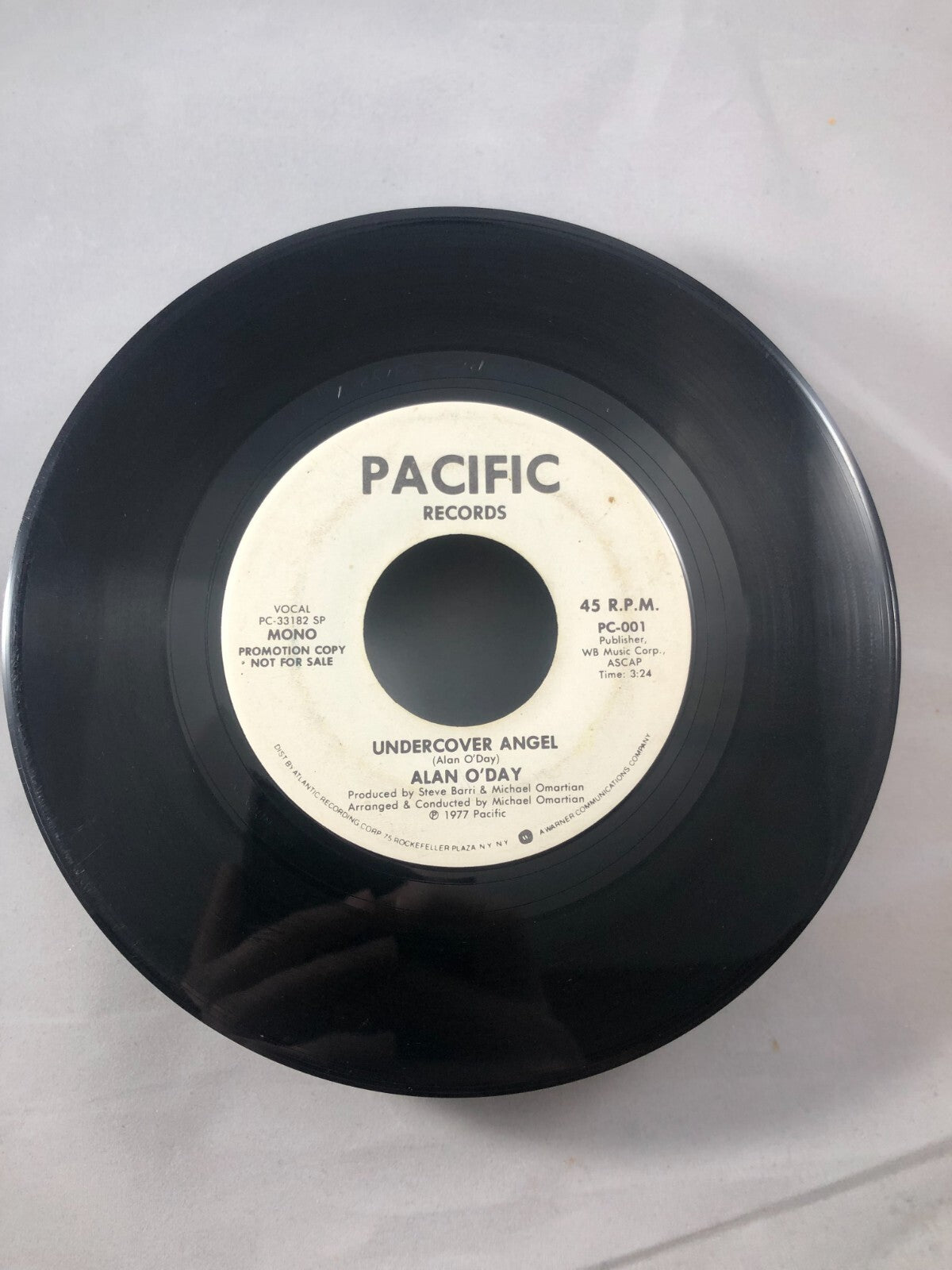 45 RECORD - ALAN O'DAY - UNDERCOVER ANGEL VG+ see pics