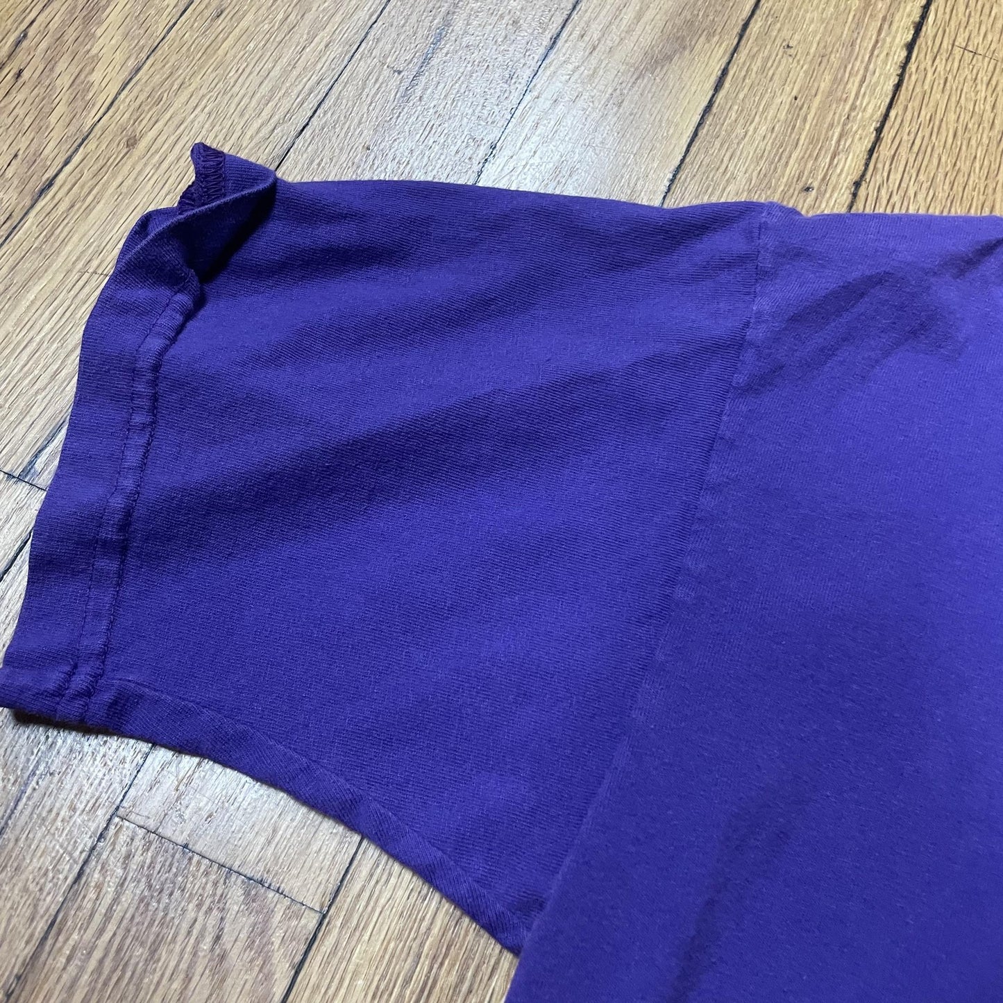 Vintage Cool Wear Shirt Mens Medium Purple V Neck Made USA Garment Dyed 90s Tee