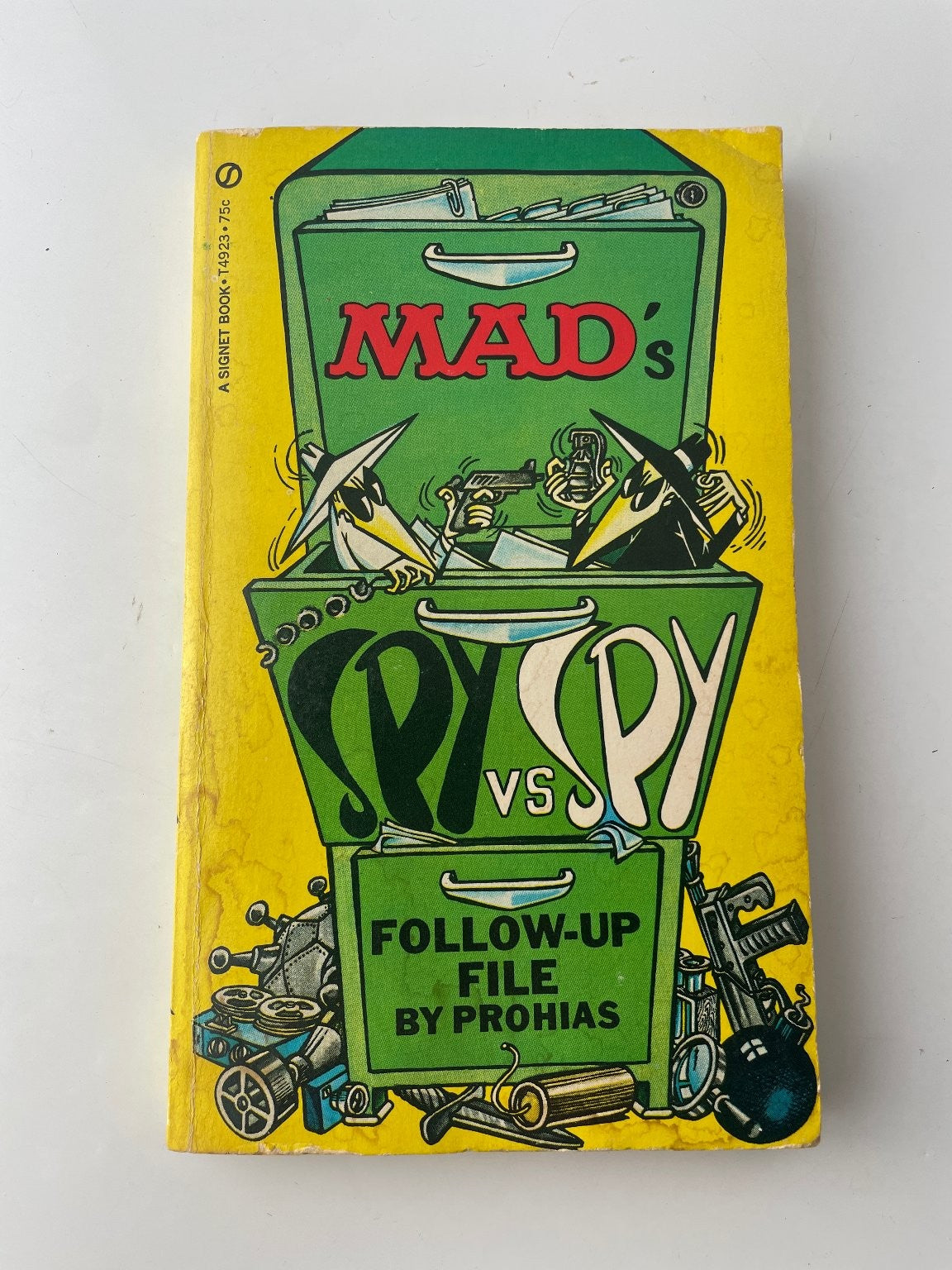 MAD's Spy vs Spy Follow-Up File Antonio Prohias 1968 First Edition