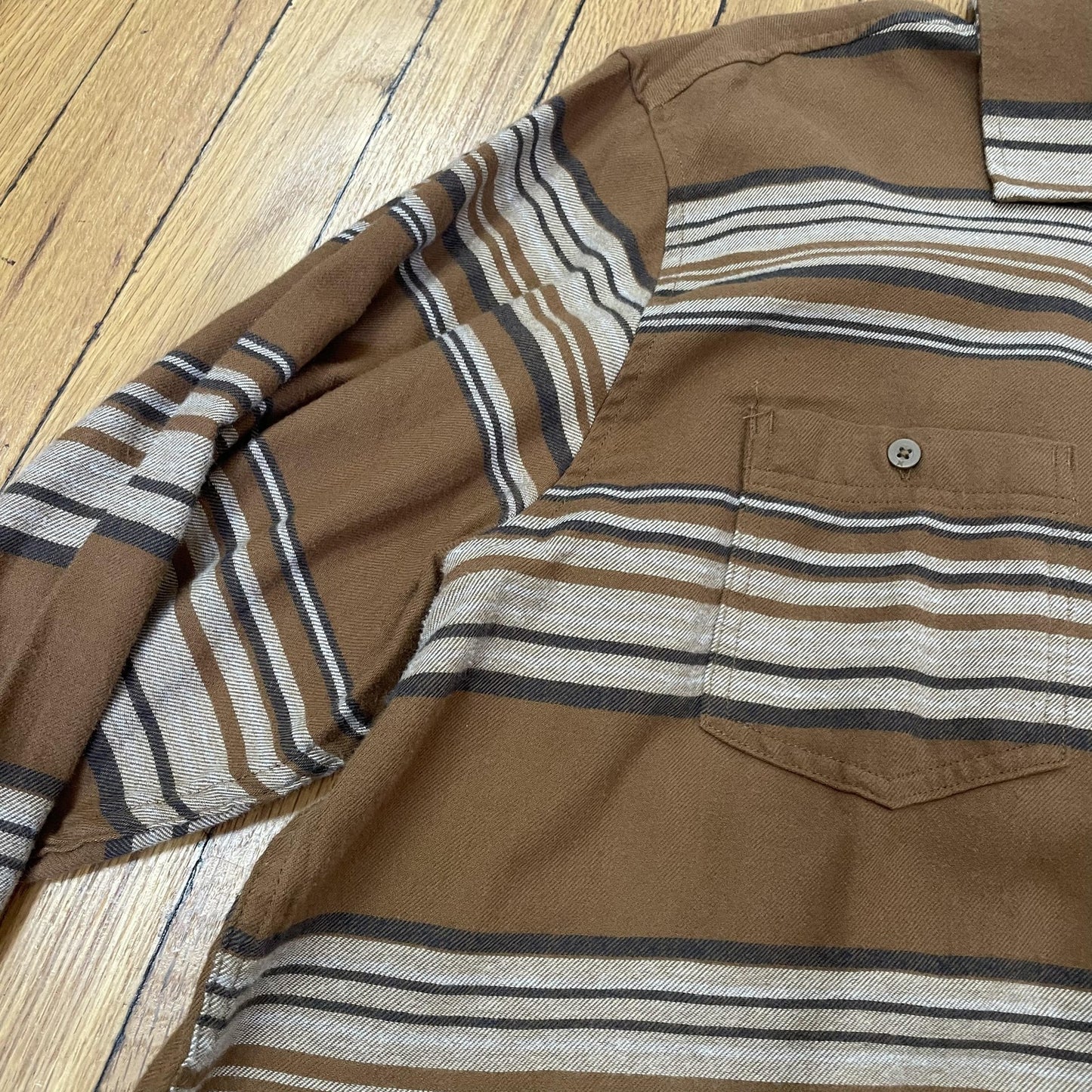Hurley Shirt Mens 2XL Brown Tan Striped Long Sleeve Button Up Casual Skate Beach