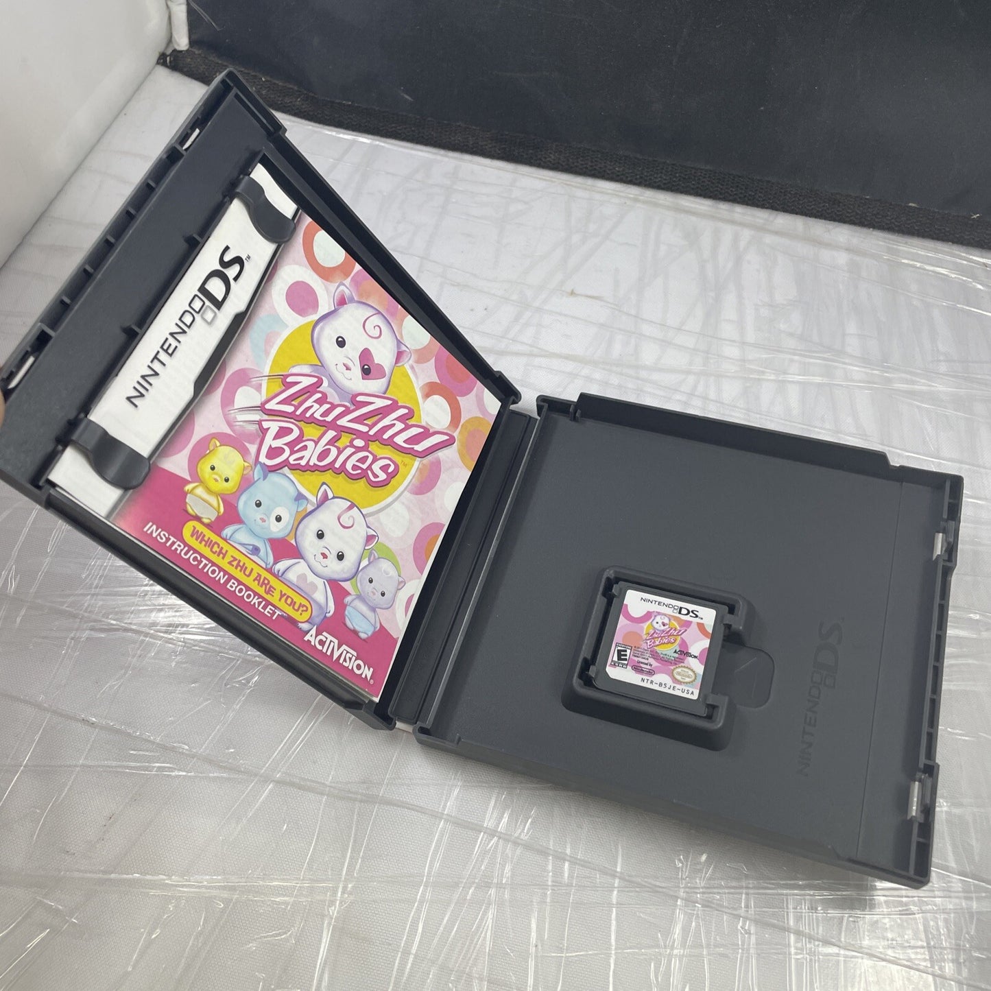 ZhuZhu Babies  (Nintendo DS, 2011) Complete! Very Good Condition!