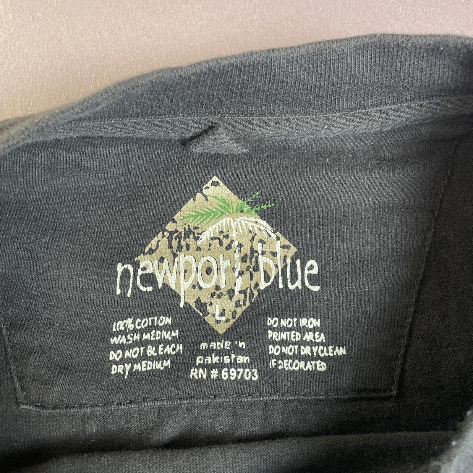 Newport Blue Shirt Mens Large Black Coast-Riders Island Bar Graphic Beer Tee