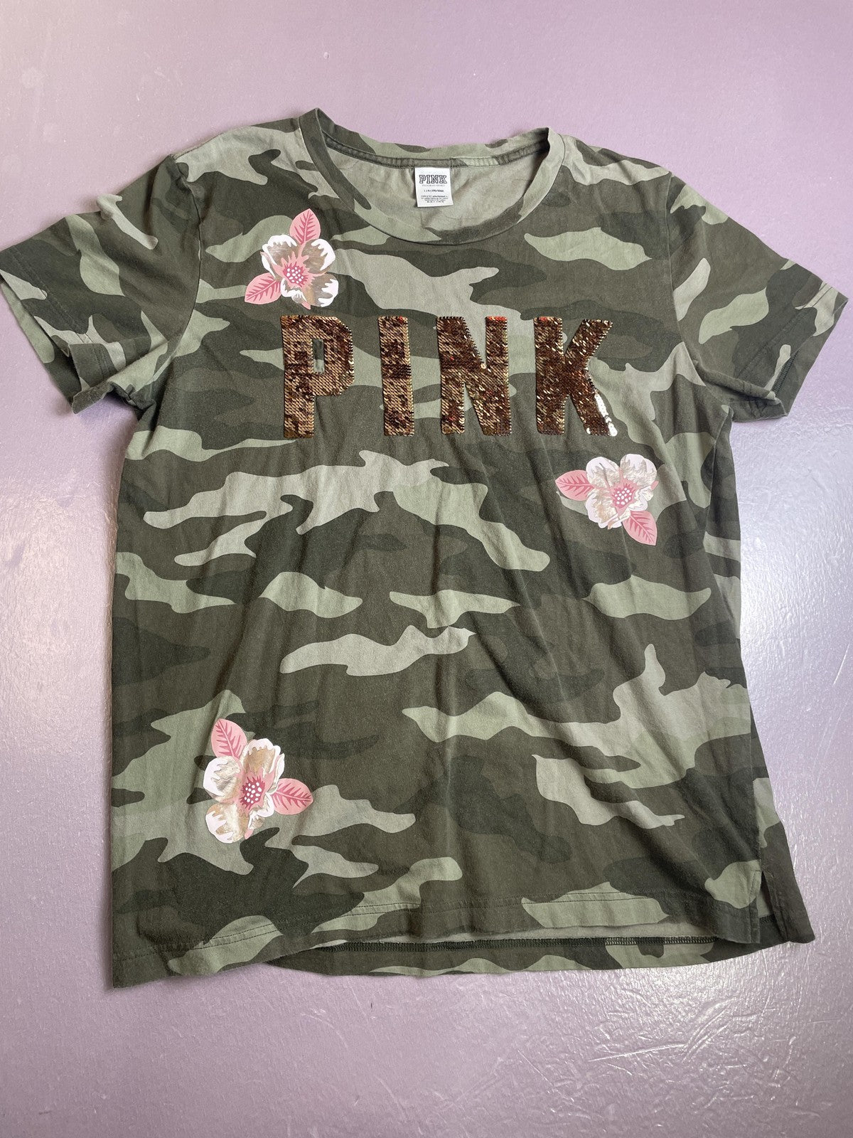PINK Victoria's Secret Shirt Womens Large Green Camo Sequin Logo BLING Tee