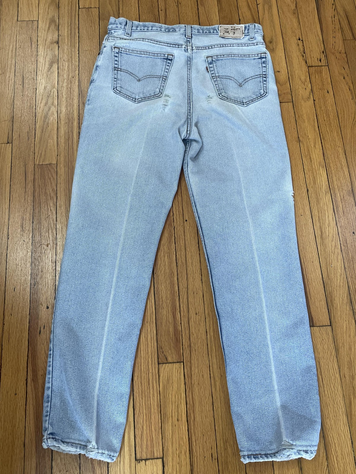 Vintage Levis 614 Jeans Mens 36x32 Light Wash Distressed Flex Made USA 90s Denim