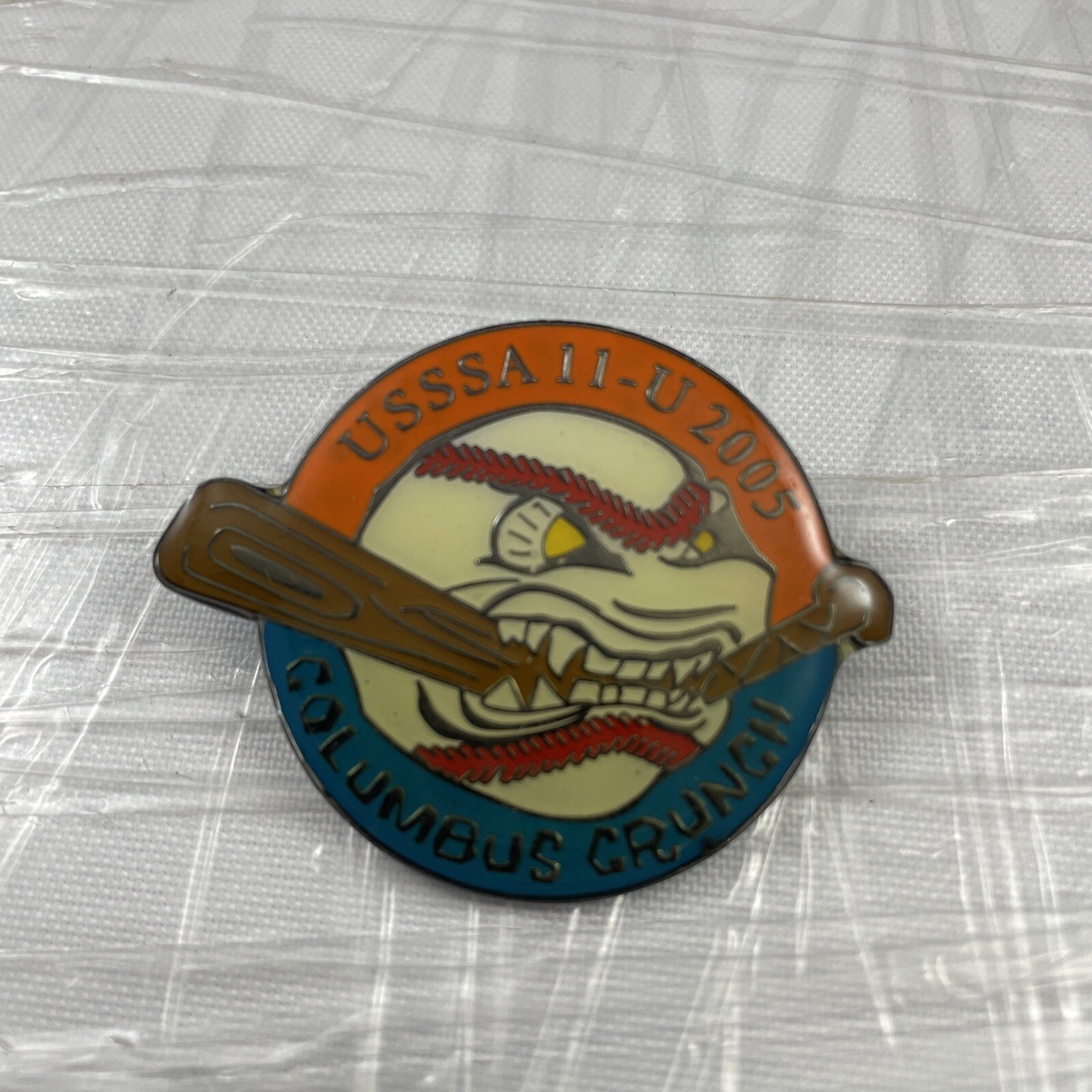 Columbus Crunch VTG Softball League Lapel Pin Sports Collectable 11U 2005 Rare