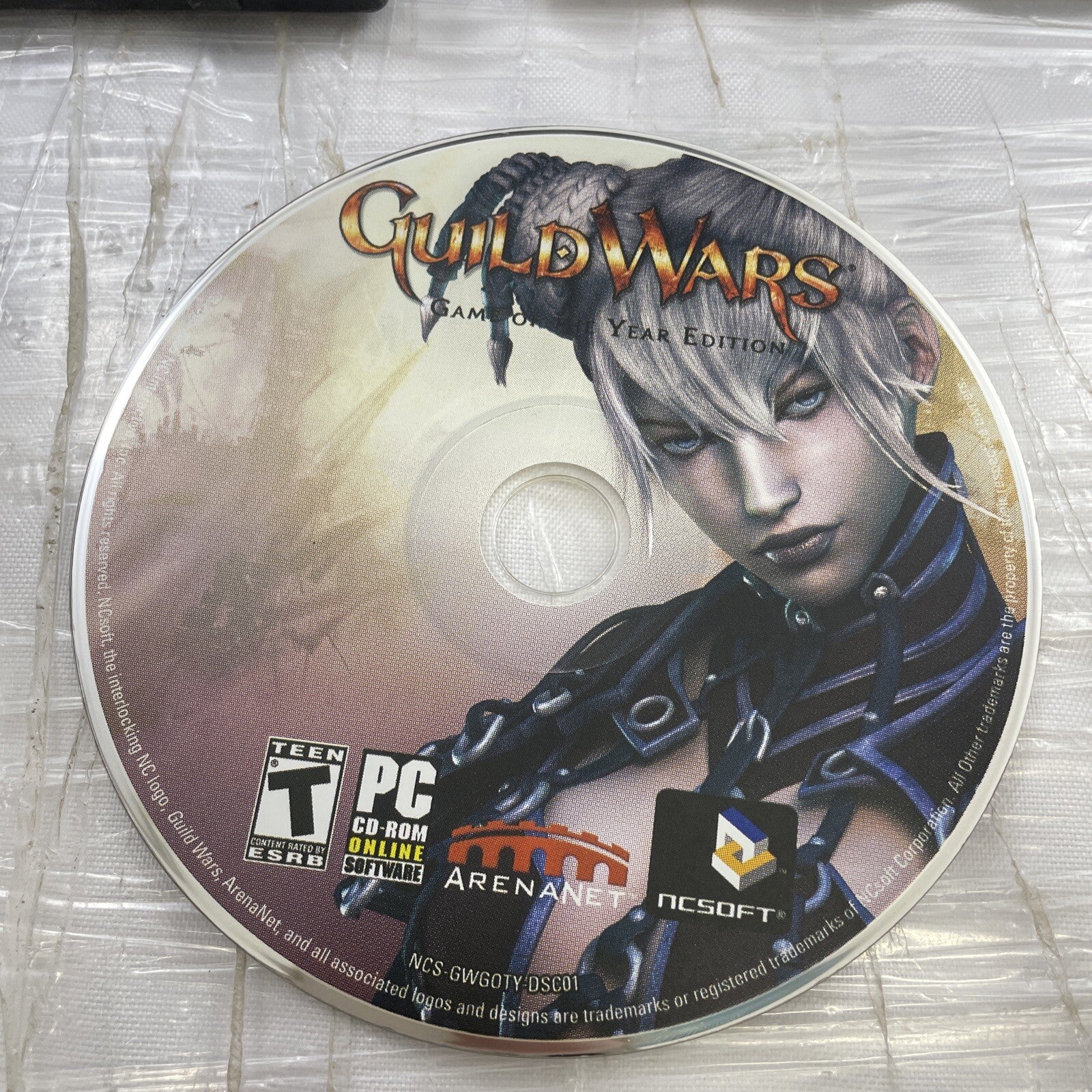 Pc Game Lot Of 4 Guild Wars All Expansion Cd Set Posters, Discs, Manual