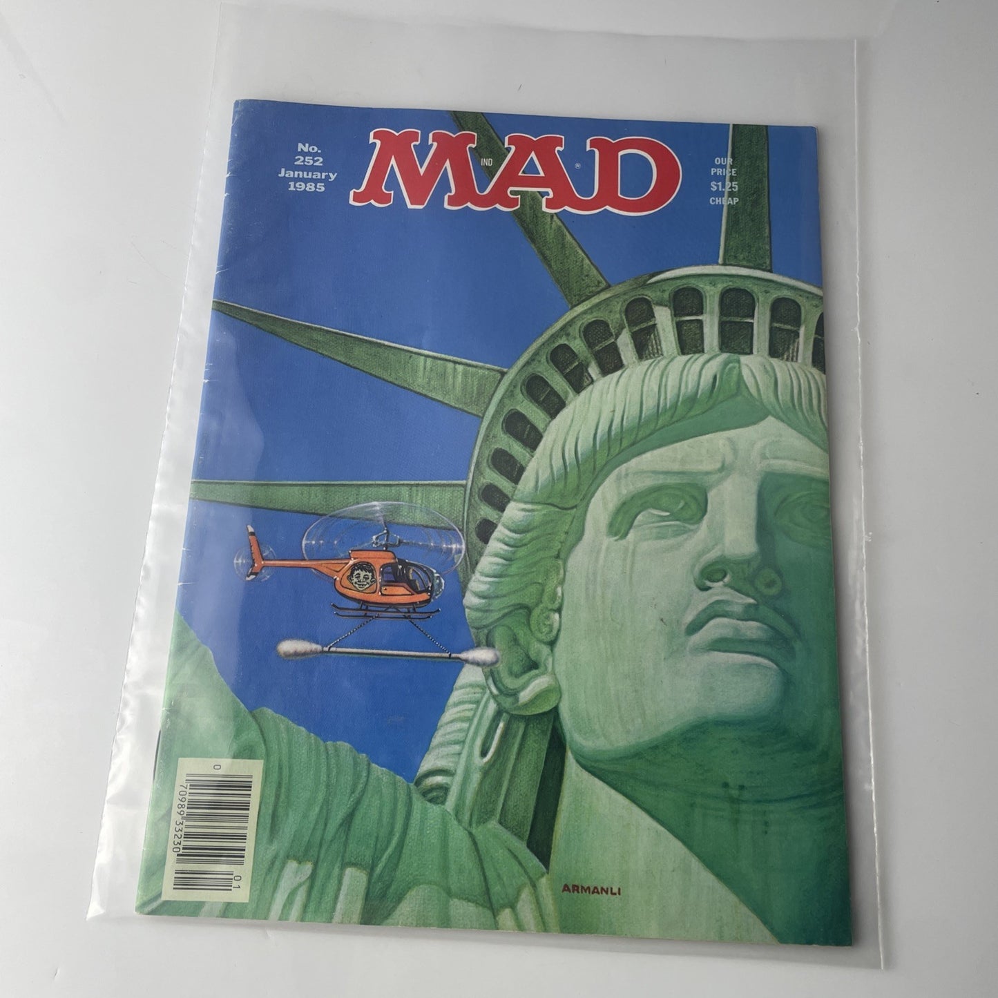 Mad Magazine #252 - January 1985 Very Good Condition