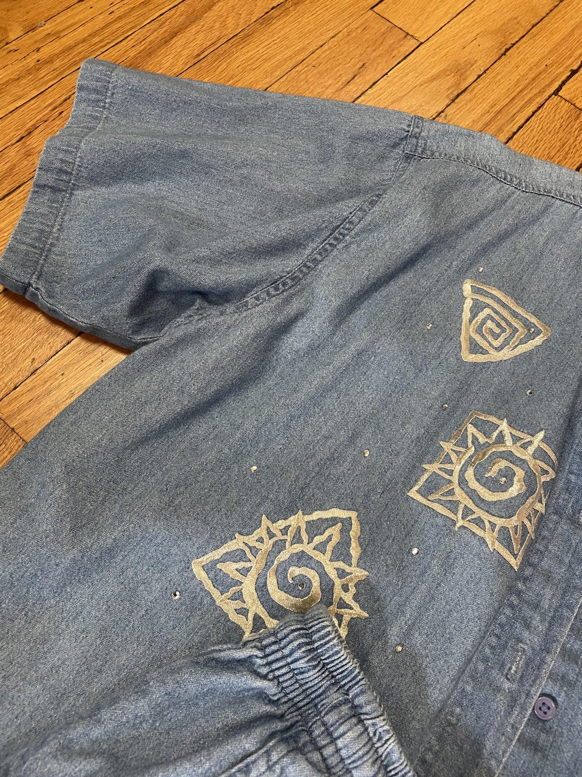 Las Olas Shirt Pants Set Womens 1X Blue Denim 2 Piece Cropped Aztec Sun Print