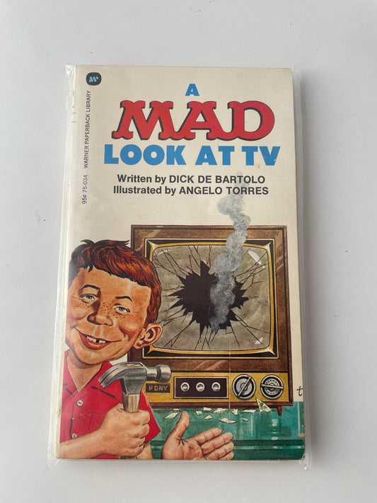 A Mad Look at TV Dick De Bartolo 1974 First Printing Humor Warner