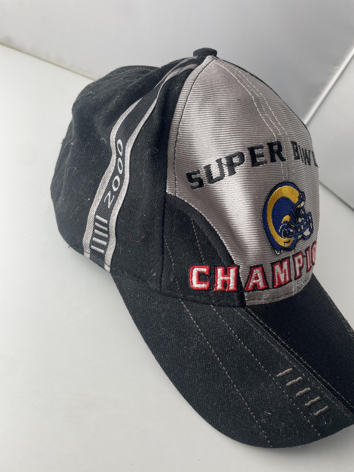 Vintage St. Louis Rams Hat Cap Strap Back Black NFL Football Super Bowl XXXIV