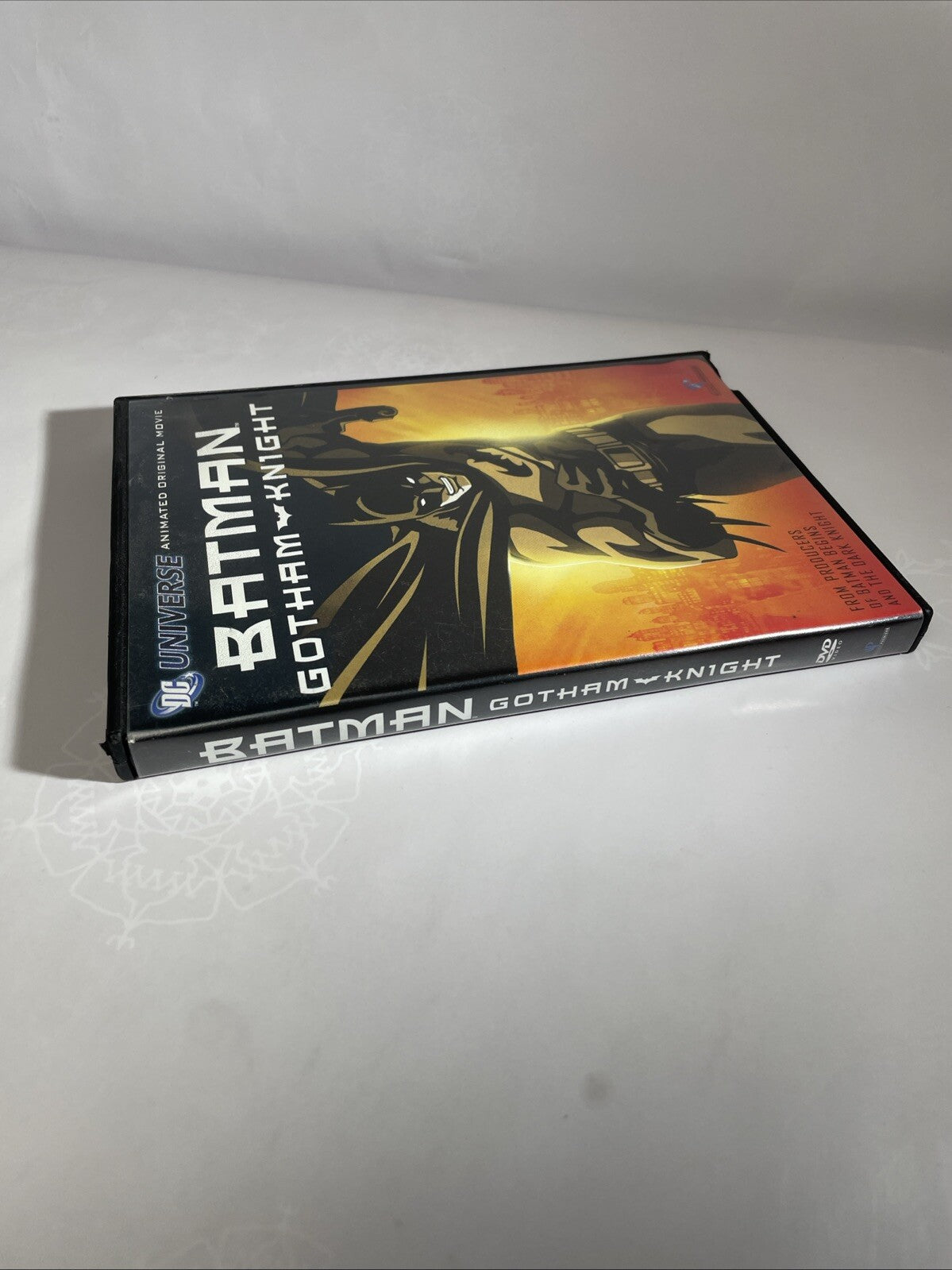 Batman - Gotham Knight (DVD, 2008, Standard Edition) Blockbuster Case! Rare