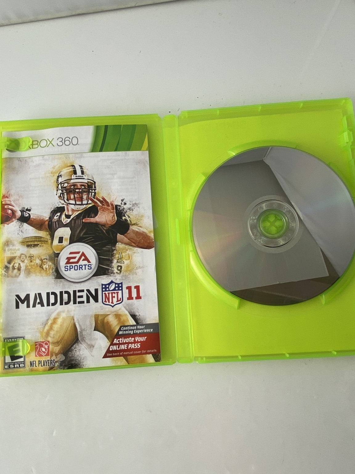 Madden NFL 11 Xbox 360 Video Game Football Sports Multiplayer