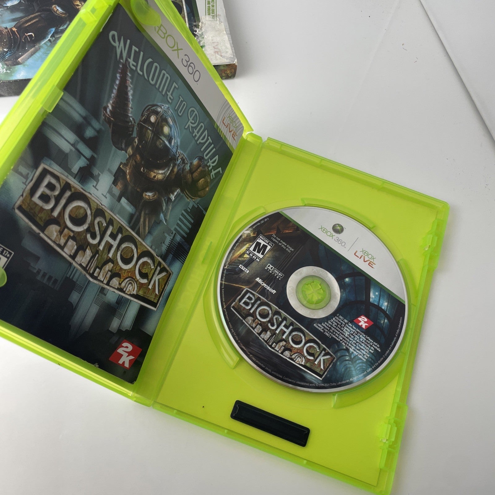 BioShock (Microsoft Xbox 360, 2007) W/Manual & Slipcover VG+