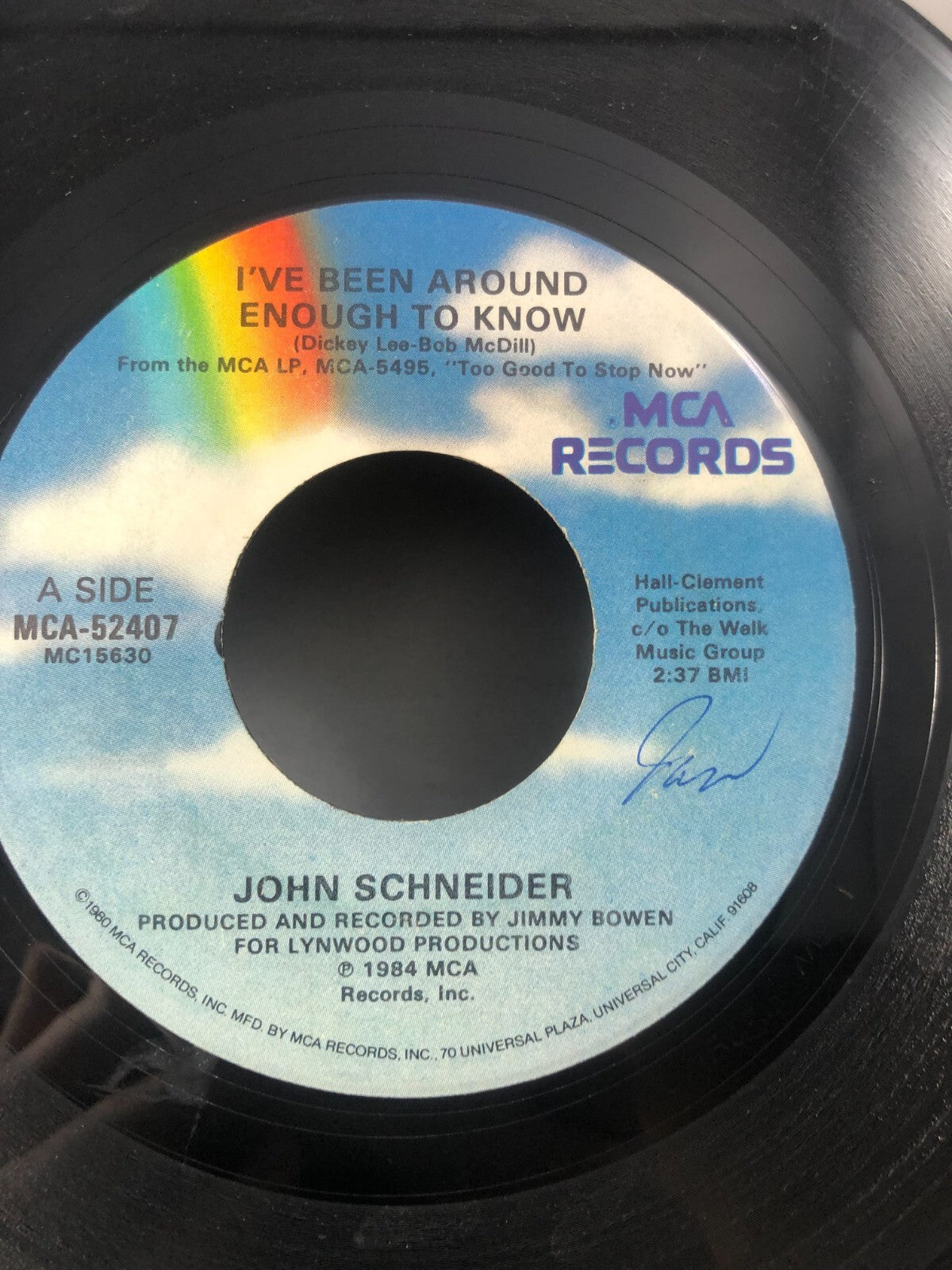 JOHN SCHNEIDER I'VE BEEN AROUND ENOUGH TO KNOW/TROUBLE (G+) MCA-52407 45 RECORD