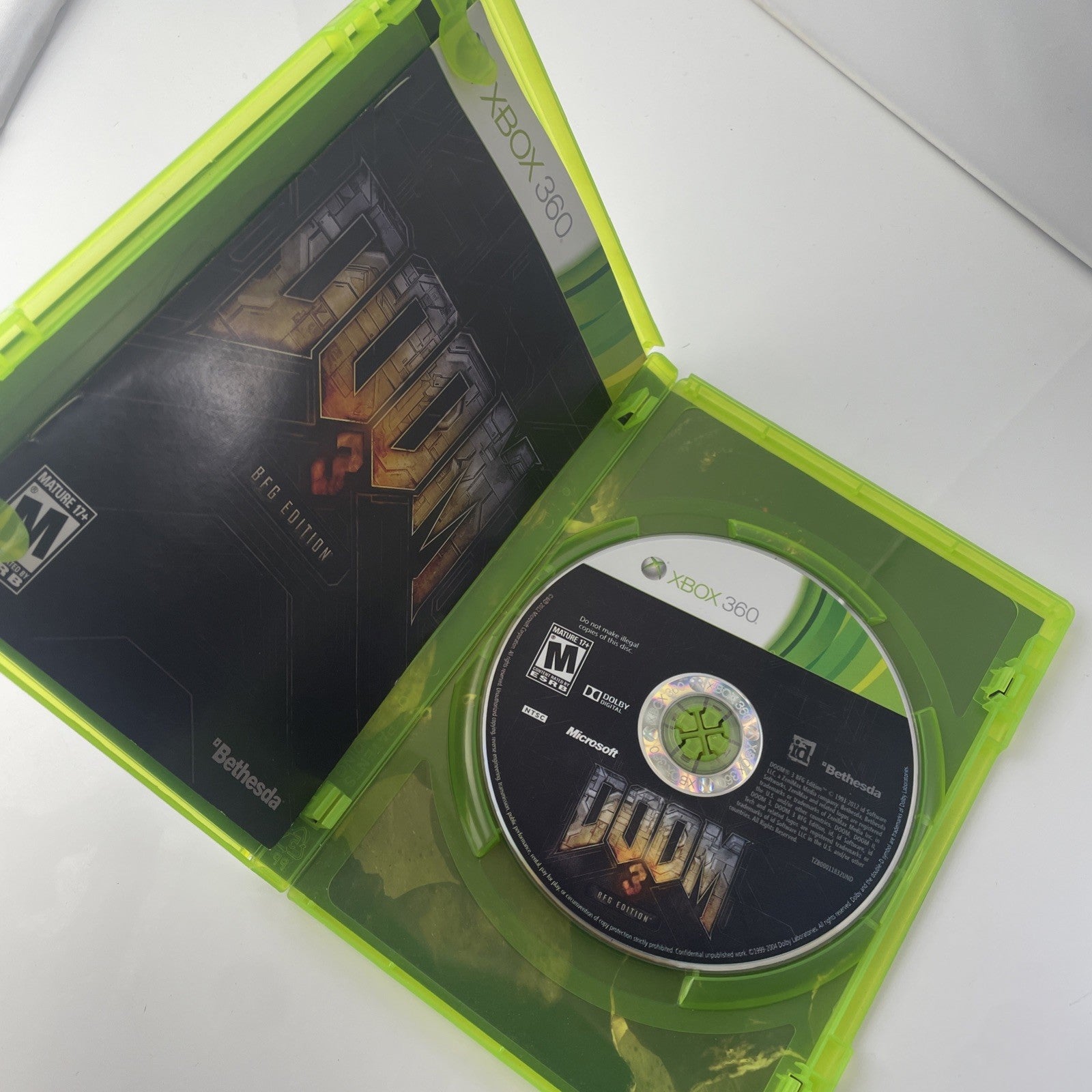 Doom 3 -- BFG Edition (Microsoft Xbox 360, 2012) Very Good Condition