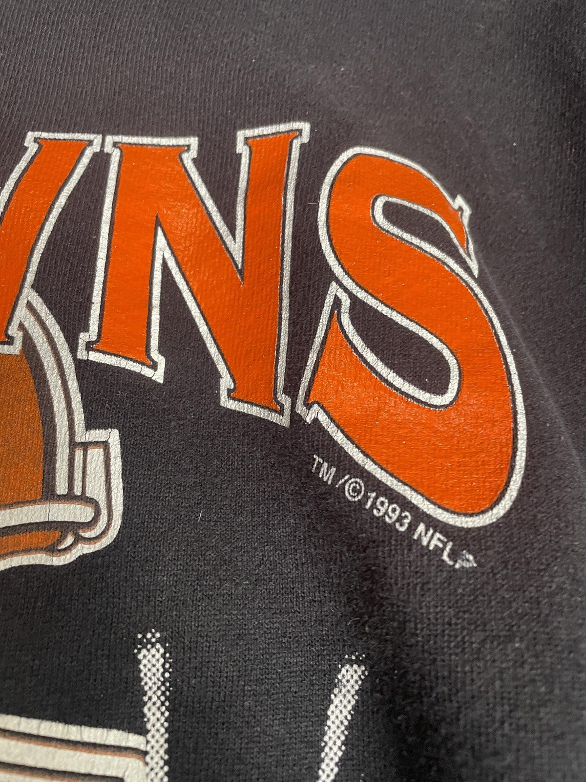Vintage Cleveland Browns Sweatshirt Mens Large NFL Looney Tunes Made USA 90s