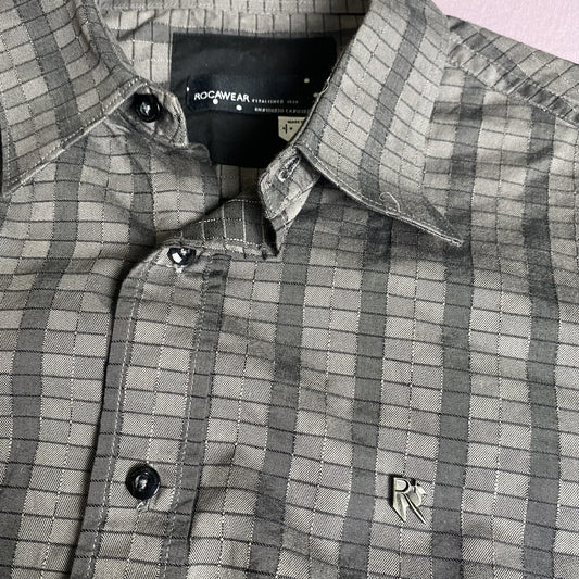 Rocawear Shirt Mens Large Gray Black Plaid Button Down Long Sleeve Casual Retro