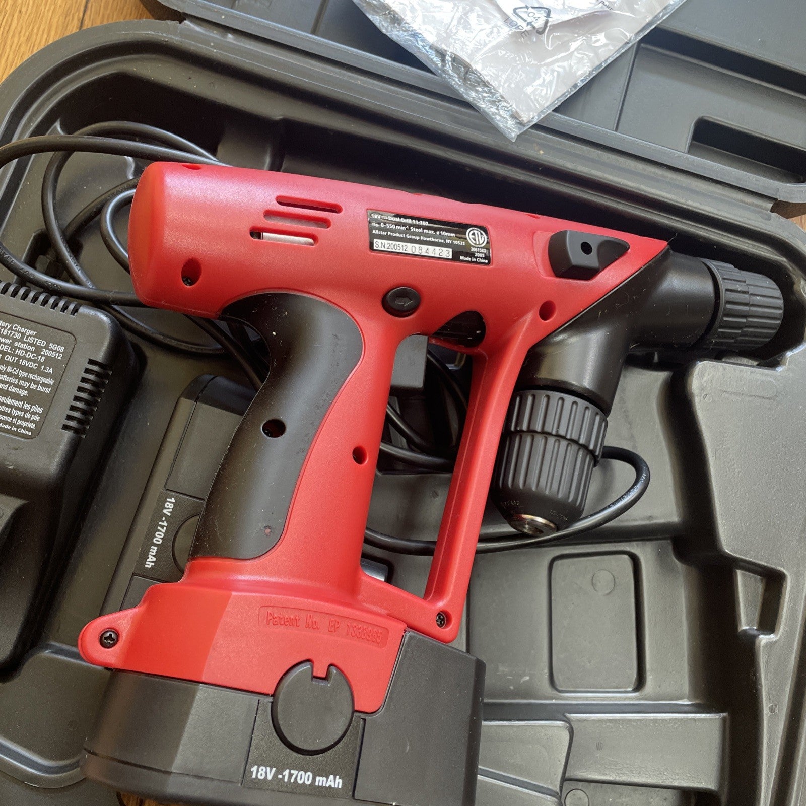 MANSFIELD TOOLS DUAL DRILL 11-707  Comes With  Battery, Charger, Manual, Case