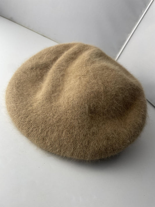 Kangol Hat Beret Fitted Tan Angora Blend Fuzzy David Young Womens Kangaroo Logo