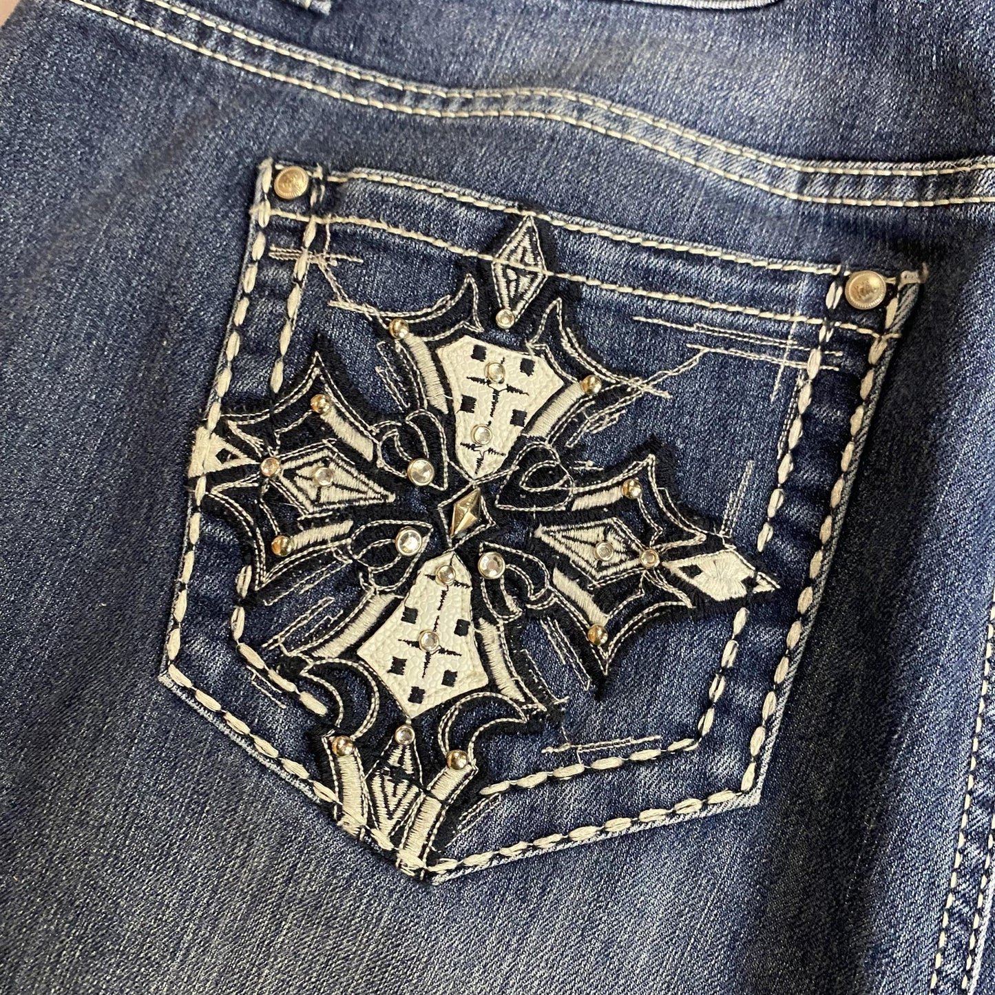ZCO Jeans Premium Jeans Womens 18W Blue Embroidered Flap Pocket Bootcut Studded