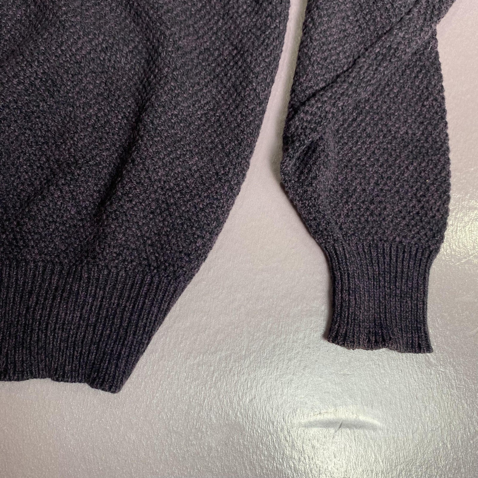 Hunting Horn Classics Sweater Mens Large Knit Crest Patch Pullover