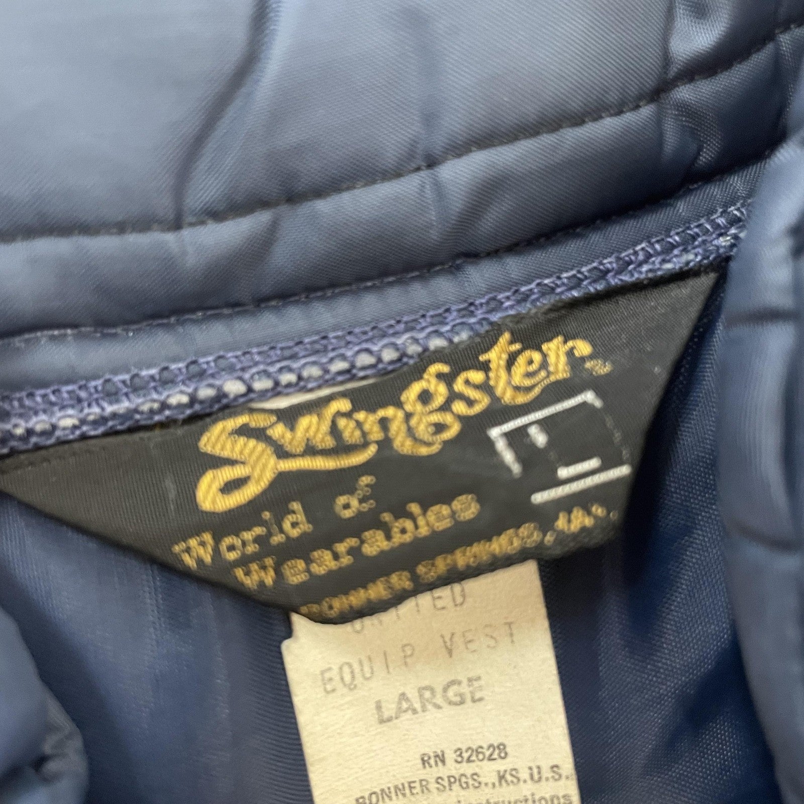 Vintage Swingster Vest Mens Large Blue Quilted Puffer Sleeveless Outdoor 80s USA