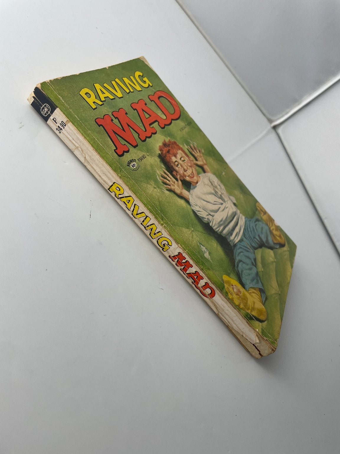 Raving Mad William M. Gaines 1966 Sixth Printing Humor Signet Book