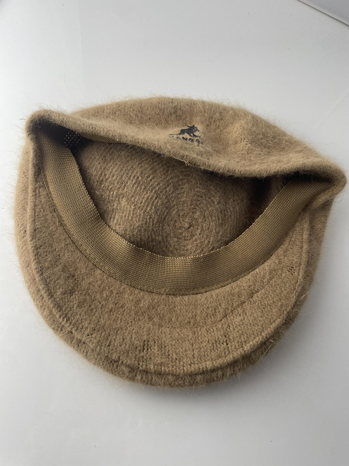 Kangol Hat Beret Fitted Tan Angora Blend Fuzzy David Young Womens Kangaroo Logo
