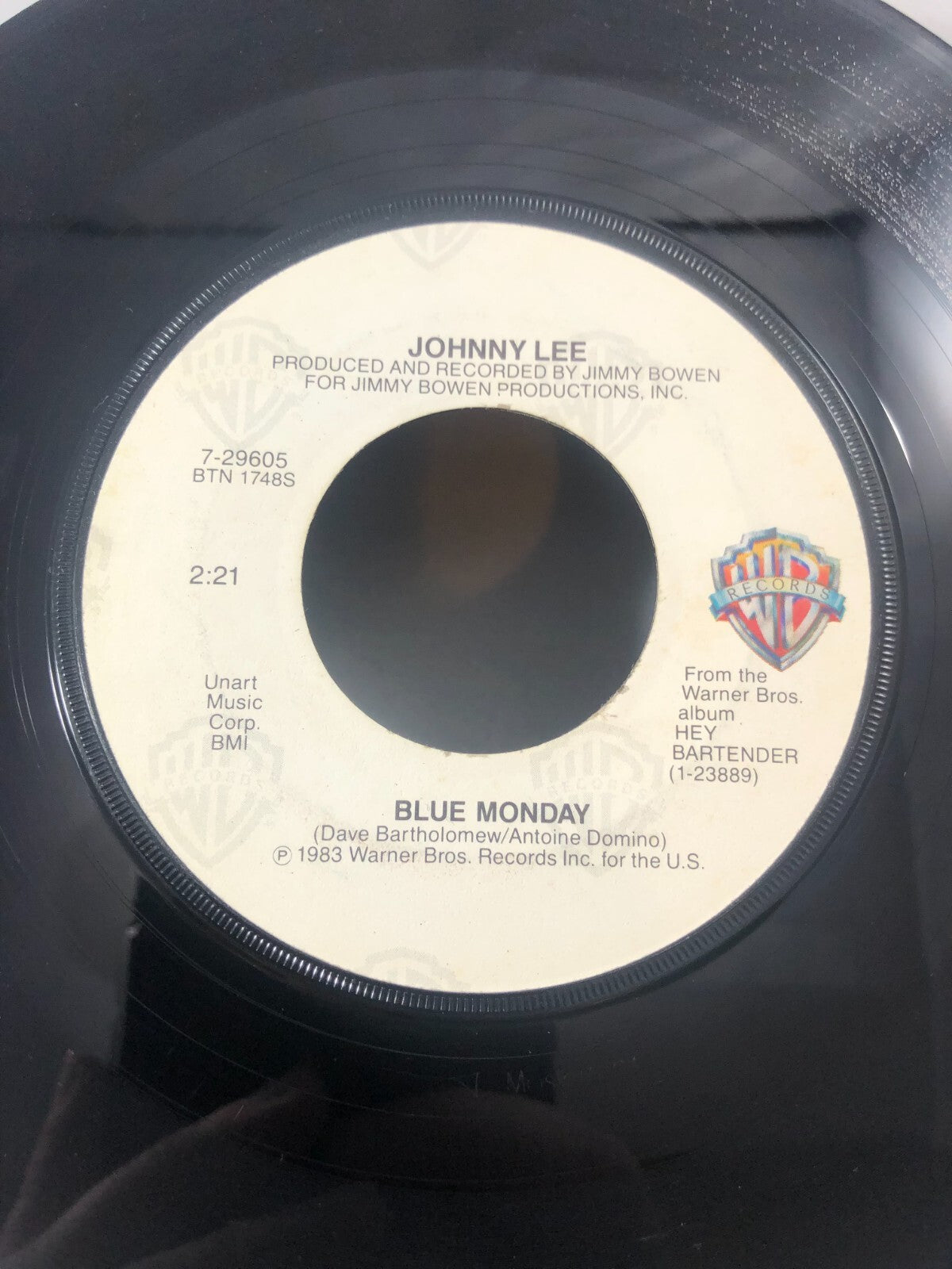 JOHNNY LEE - HEY BARTENDER / BLUE MONDAY - 45 RECORD 7"   130 VG