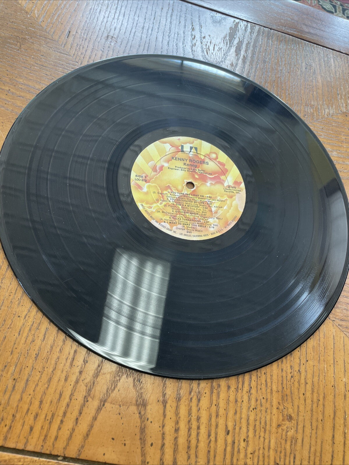 New 1979 Kenny Rogers "Kenny" Vinyl 12" LP Album  Liberty Records  LOO-979