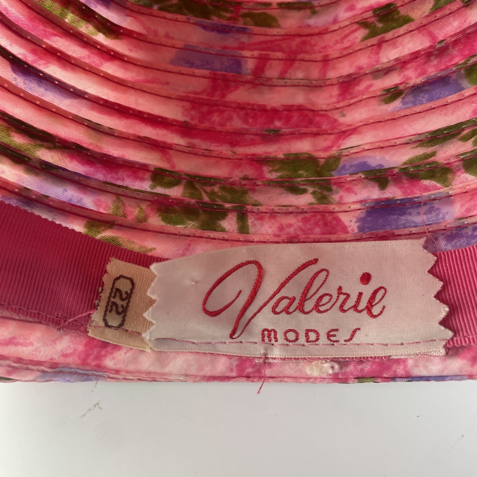 True Vtg Valerie Modes 22 UNION LABEL Pink Floral Woven Bucket Hat MOD MCM