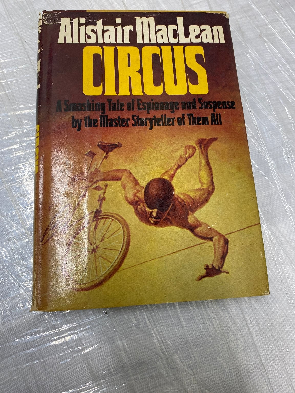 Circus Alistair MacLean 1975 First Edition Espionage Suspense Doubleday