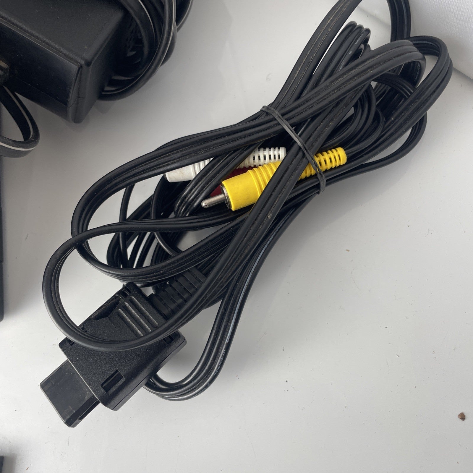 Nintendo GameCube Black Console DOL-001 TESTED Cables 2 Controllers 1 Oem