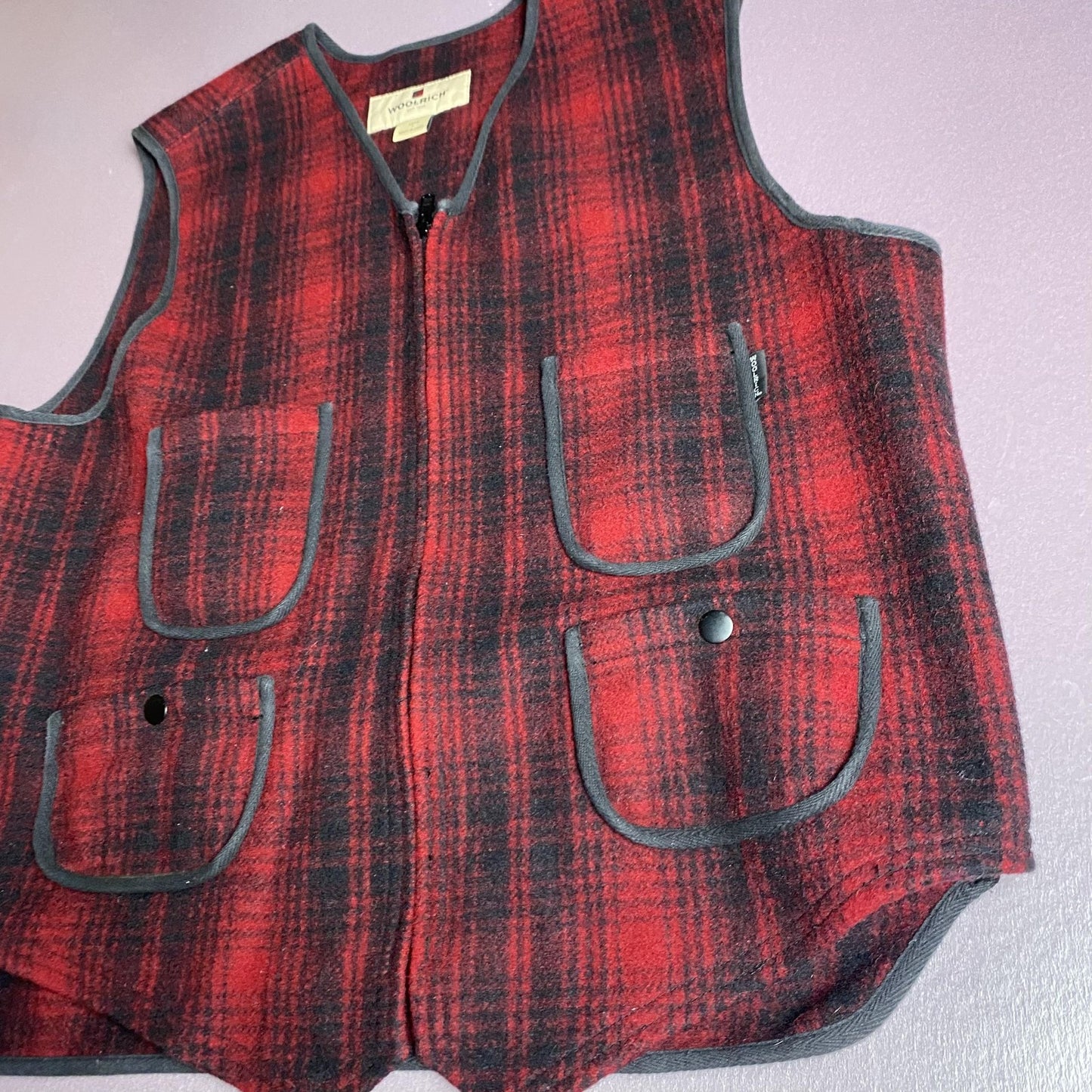 Woolrich Vest Mens Large Red Black Plaid Wool Hunting Outdoor Pockets Zip Canvas