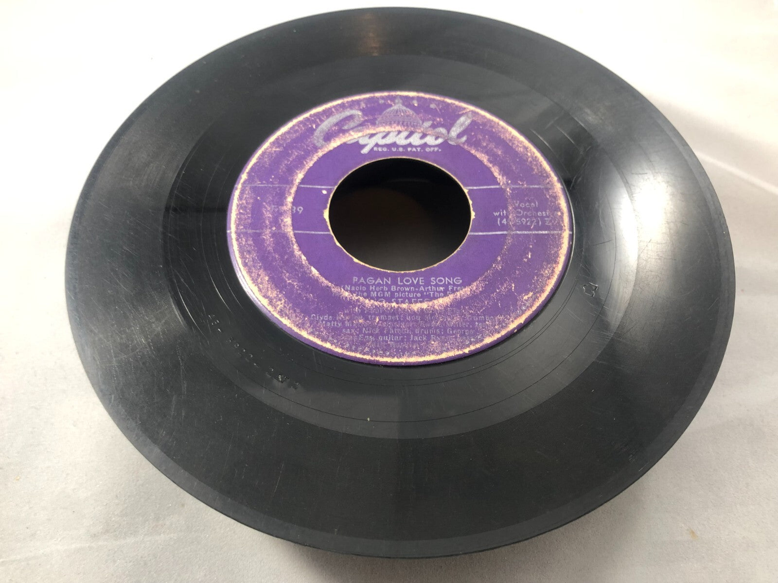 Jo Stafford record "PAGAN LOVE SONG" and "SIMPLE MELODY" Capitol F1039 45RPM