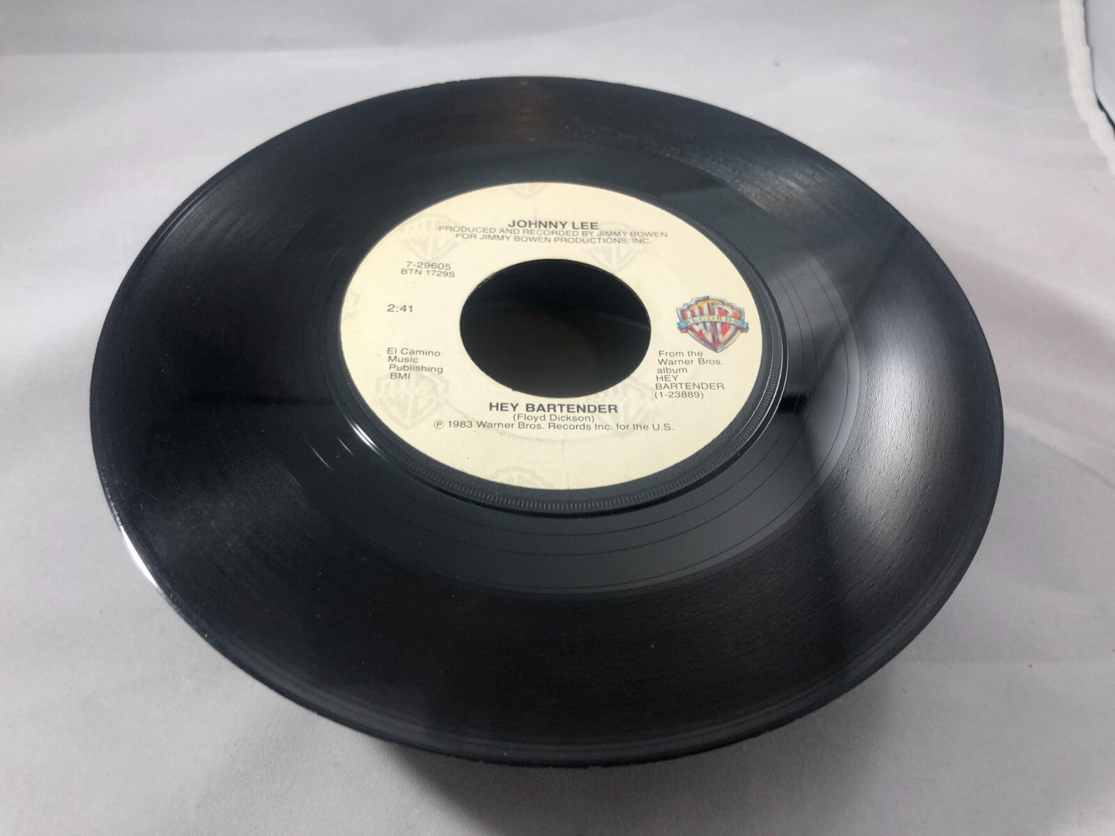 JOHNNY LEE - HEY BARTENDER / BLUE MONDAY - 45 RECORD 7"   130 VG
