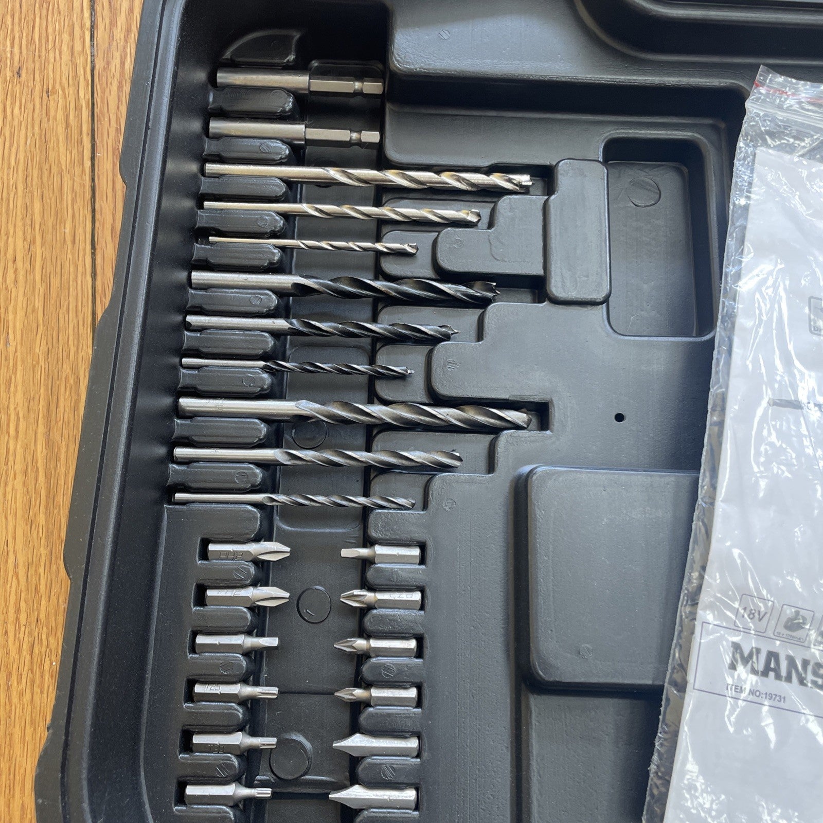 MANSFIELD TOOLS DUAL DRILL 11-707  Comes With  Battery, Charger, Manual, Case
