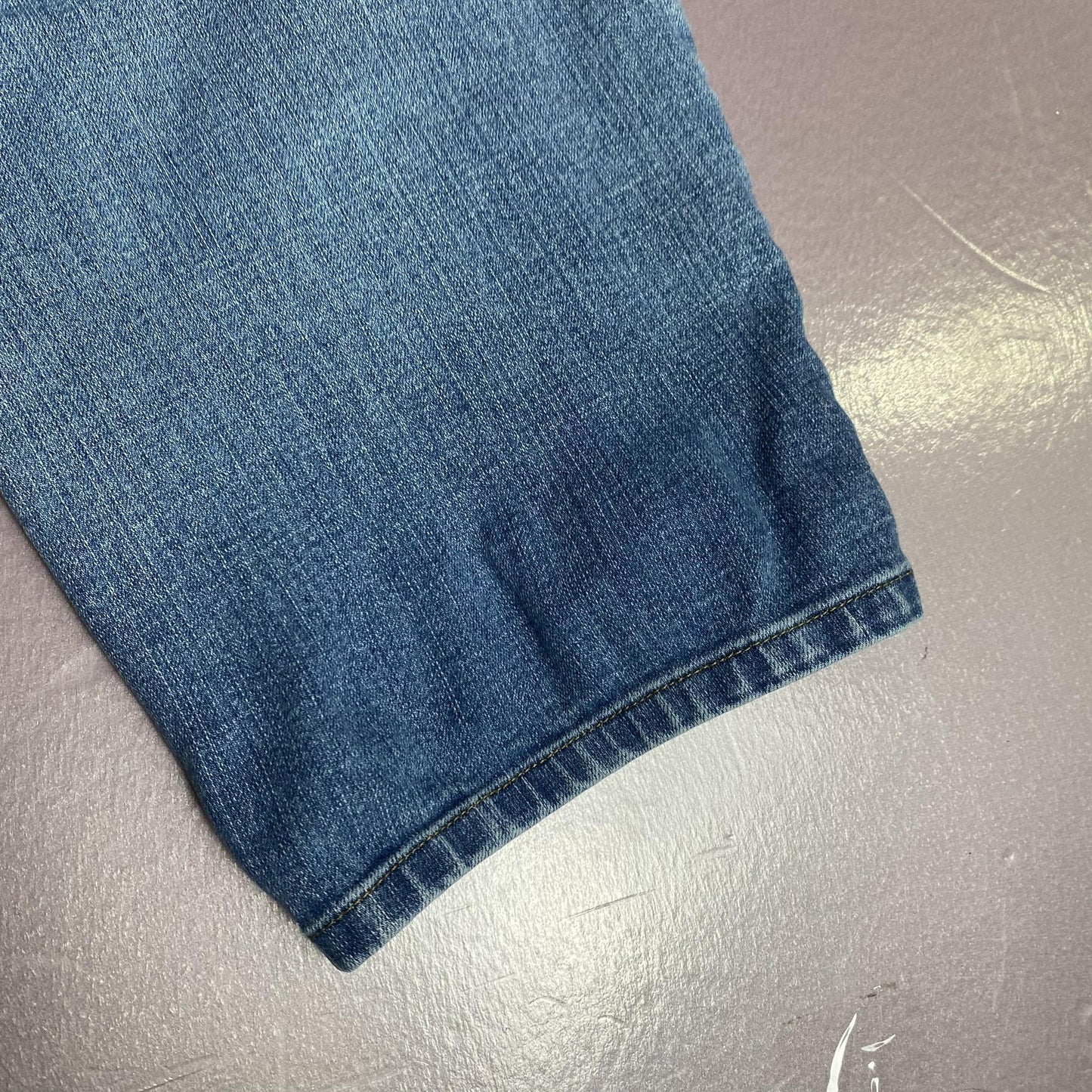 St John's Bay Jeans Womens 20W Blue Stretch Denim Cropped Capri Mid Rise Pants