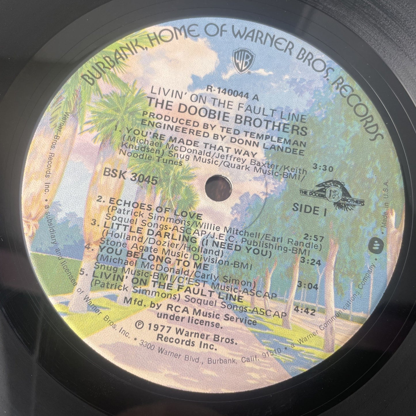 The Doobie Brothers Livin' On The Fault Line LP BSK 3045 Winchester Press VG