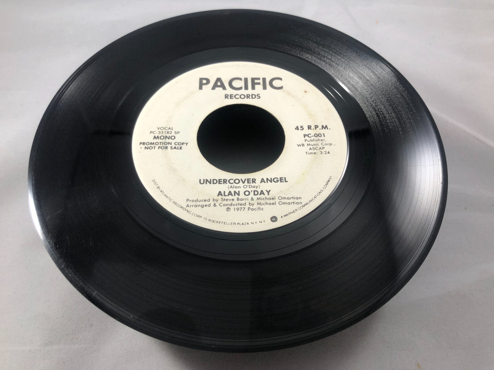 45 RECORD - ALAN O'DAY - UNDERCOVER ANGEL VG+ see pics