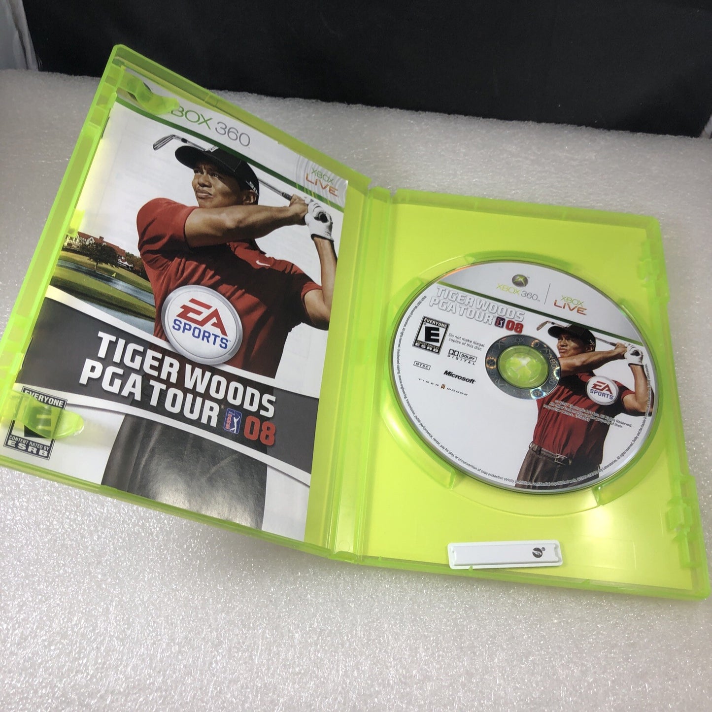 Tiger Woods PGA Tour 08 (Microsoft Xbox 360) NTSC GAME COMPLETE with MANUAL VG