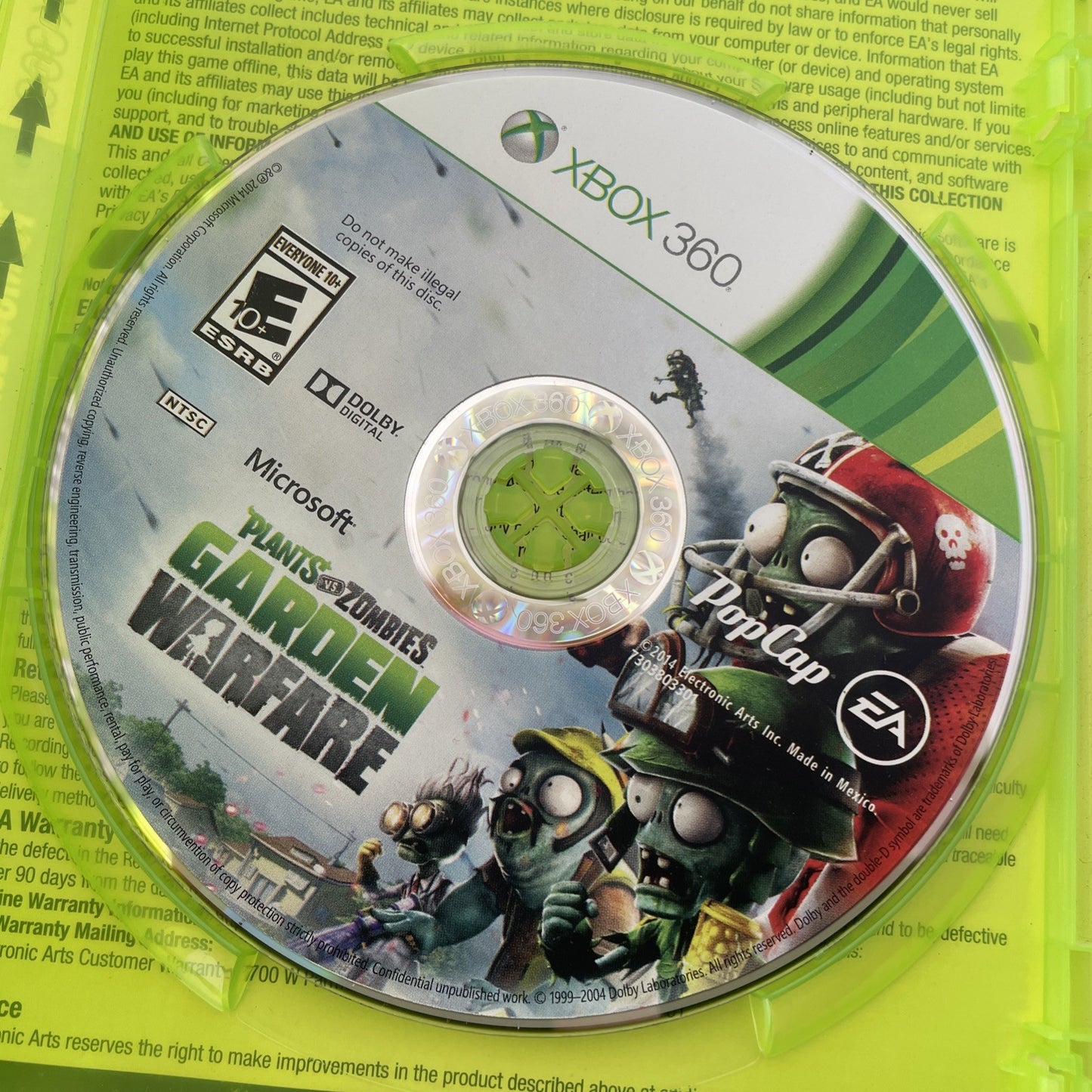 Plants vs. Zombies Garden Warfare Xbox 360 Game 2014 Microsoft NTSC Used 