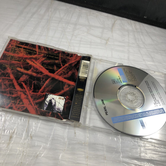 PEARL JAM GO W/ELDERLY WOMAN... (NON-ALBUM), ALONE (NON-ALBUM) CD SINGLE