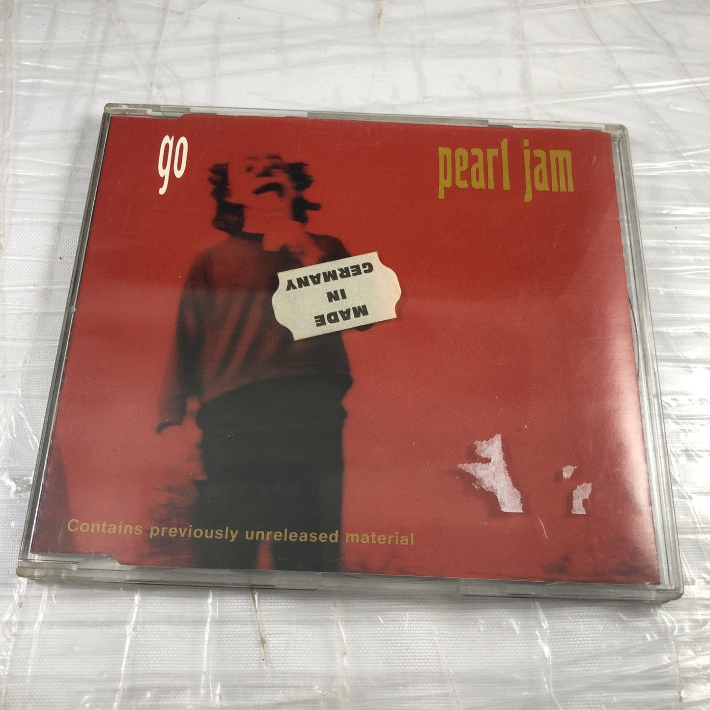 PEARL JAM GO W/ELDERLY WOMAN... (NON-ALBUM), ALONE (NON-ALBUM) CD SINGLE