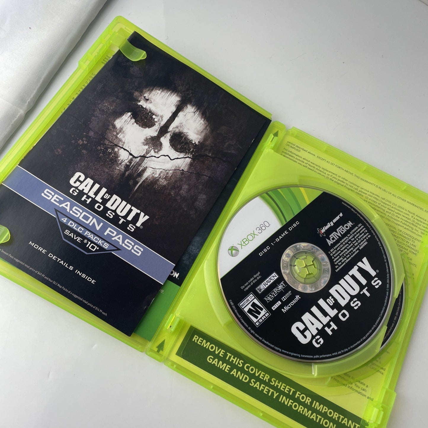 Call of Duty Ghosts - Xbox 360 - Complete CIB - VG Discs