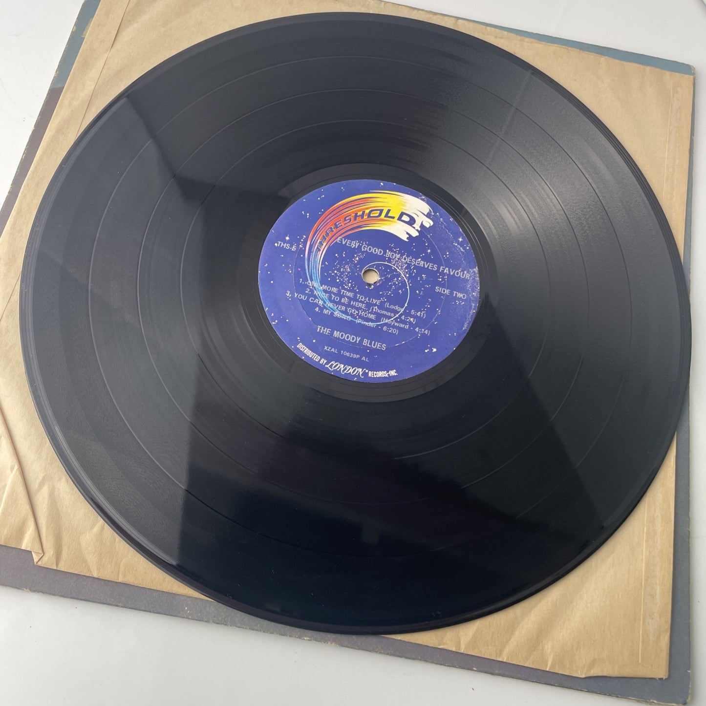 The Moody Blues – Every Good Boy Deserves Favour  (VG+/VG+) Threshold #THS 5