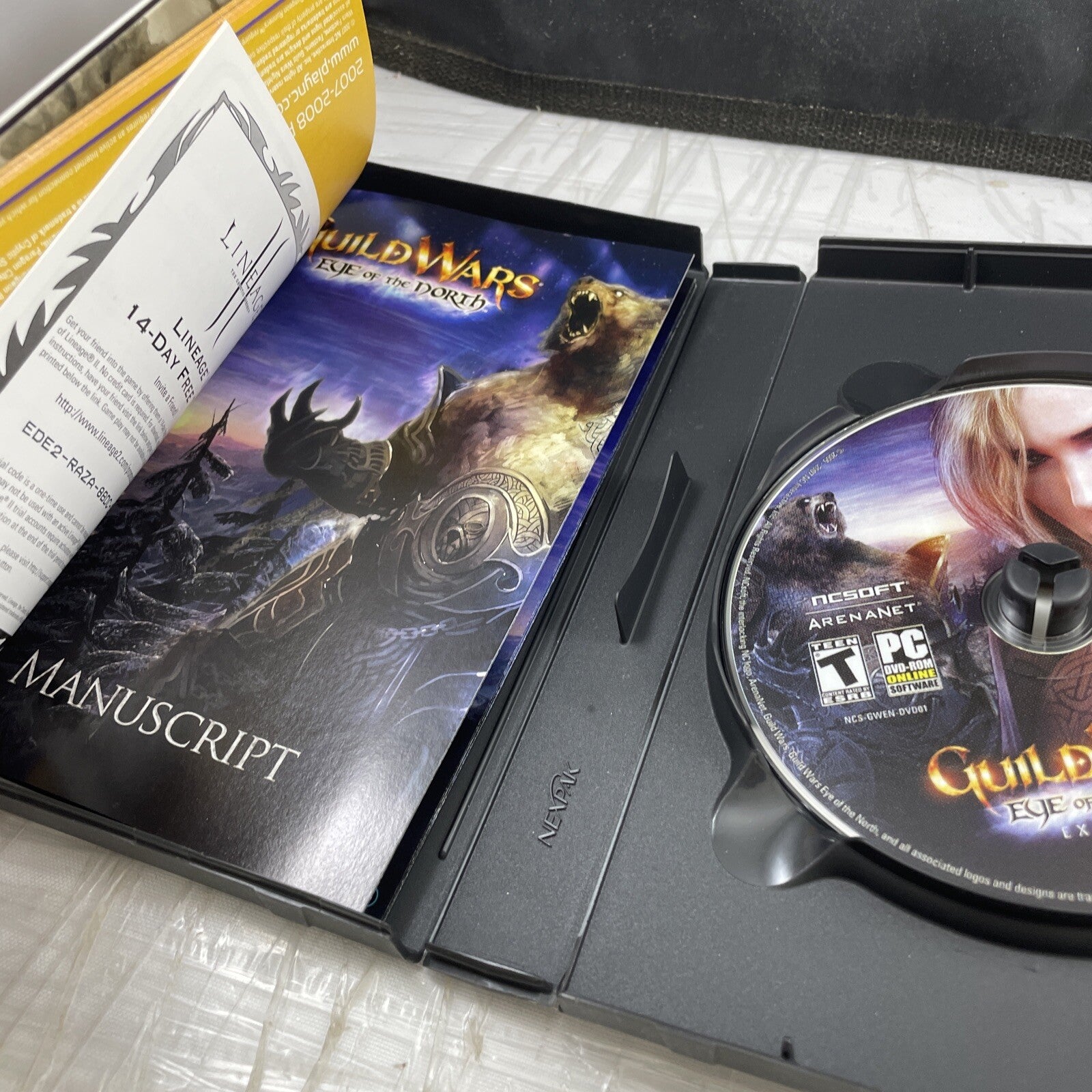 Pc Game Lot Of 4 Guild Wars All Expansion Cd Set Posters, Discs, Manual