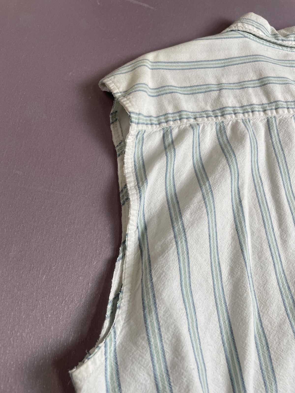 Machine Shirt Mens Large White Blue Green Stripe Sleeveless Button Down Cutoff