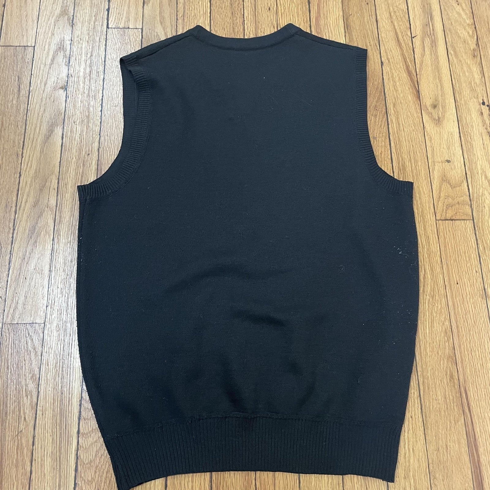 Beverly Hills Polo Club Sweater Vest Mens Medium V Neck Pullover Embroidered