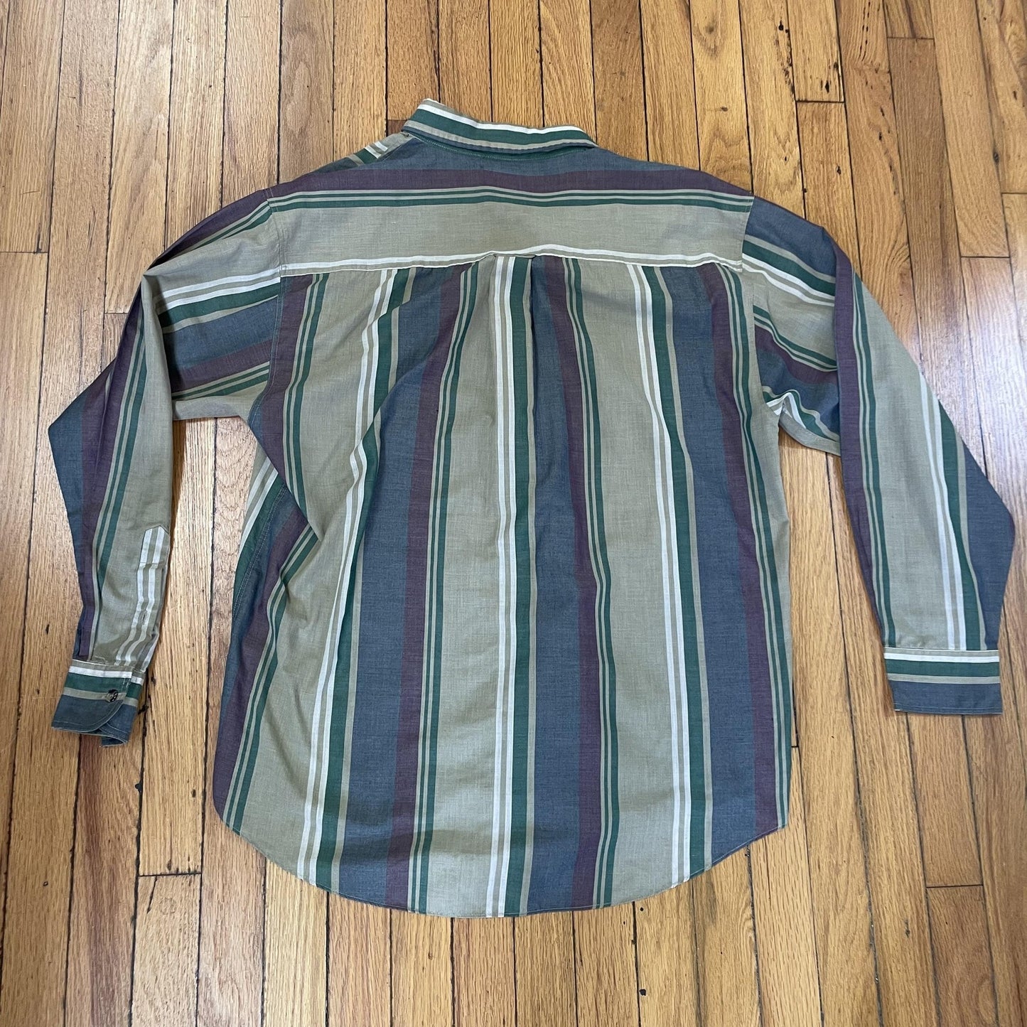 Knights of Round Table Shirt Mens XL Green Purple Striped Button Up Long Sleeve